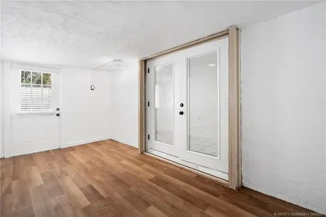 2184 SE Washington Street Stuart FL 34997