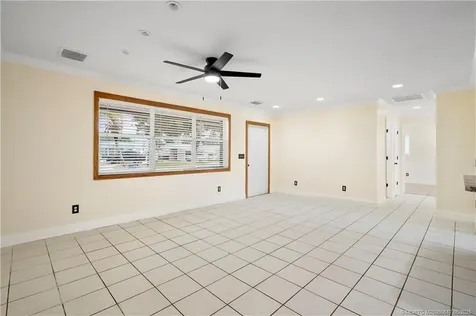 2184 SE Washington Street Stuart FL 34997