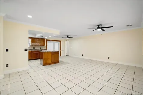 2184 SE Washington Street Stuart FL 34997