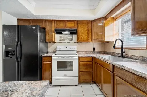 2184 SE Washington Street Stuart FL 34997