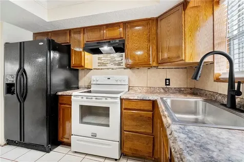 2184 SE Washington Street Stuart FL 34997