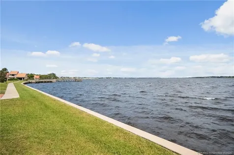 3523 SE Sandpiper Circle Port St Lucie FL 34952