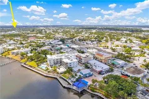 715 SE Alamanda Way Stuart FL 34996