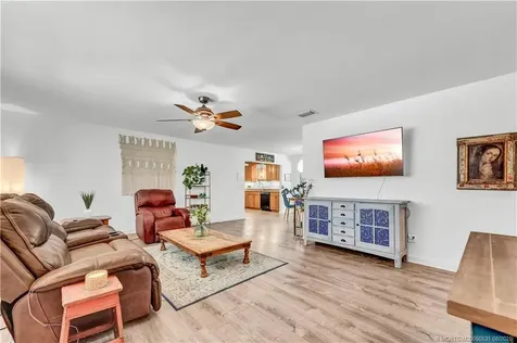 715 SE Alamanda Way Stuart FL 34996