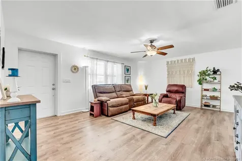 715 SE Alamanda Way Stuart FL 34996