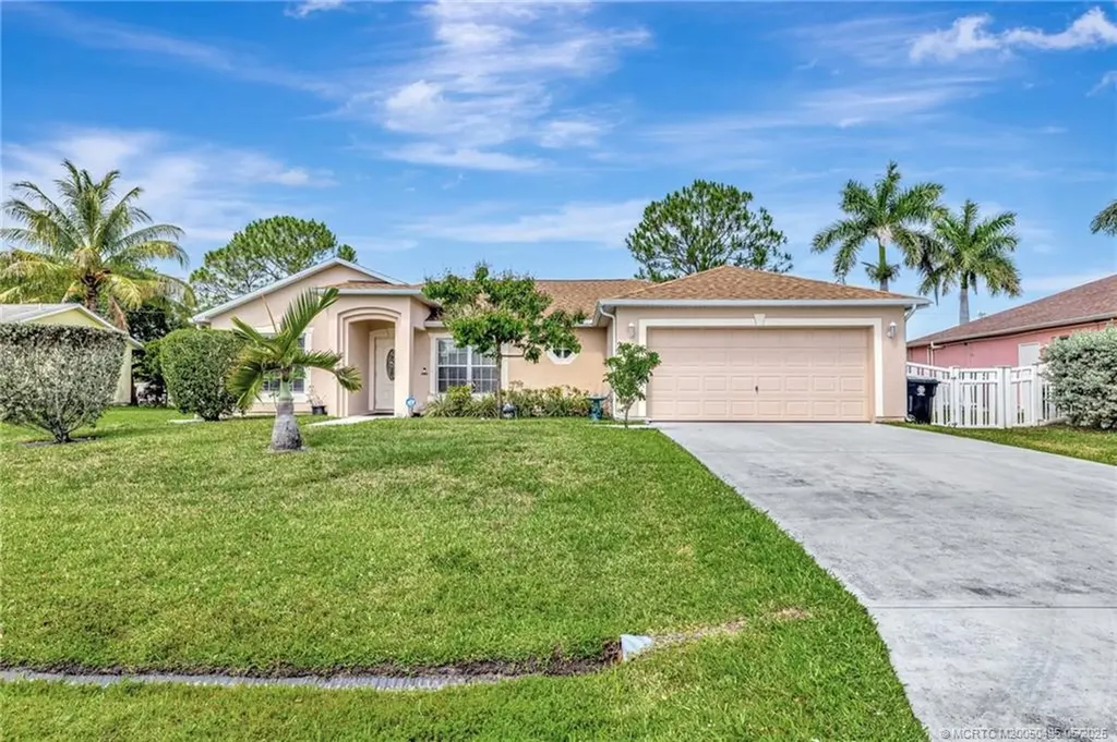 2162 SW Burlington Street Port Saint Lucie FL 34984