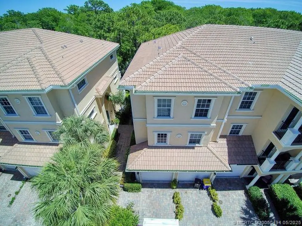 12647 SE Old Cypress Drive Hobe Sound FL 33455