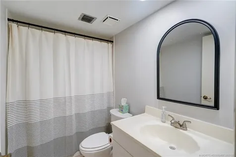 5539 NE Gulfstream Way Stuart FL 34996