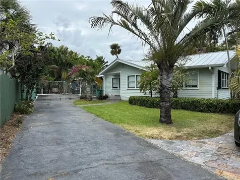 4490 NE Indian River Drive Jensen Beach FL 34957