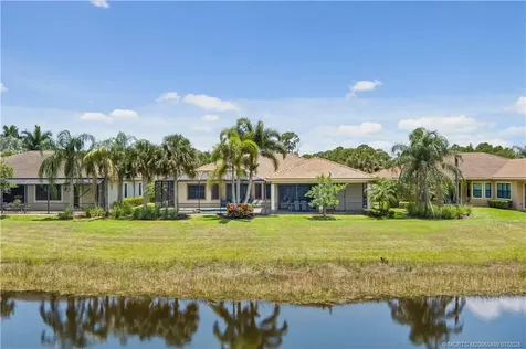 1971 NW Sapphire Ridge Way Jensen Beach FL 34957