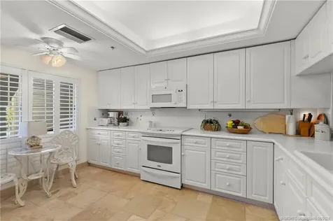 184 NE Edgewater Drive Stuart FL 34996