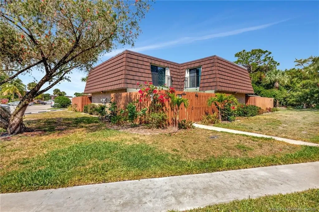 6057 SE Riverboat Drive Stuart FL 34997