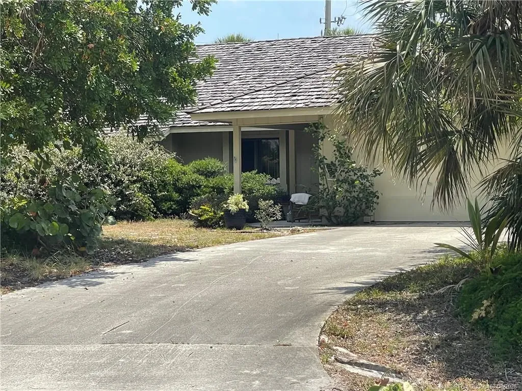 1128 NE Quinn Place Jensen Beach FL 34957