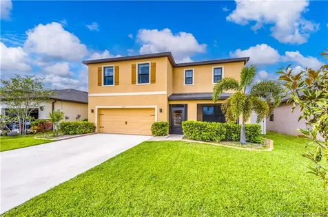 6431 NW Castlebrook Avenue Port St Lucie FL 34983