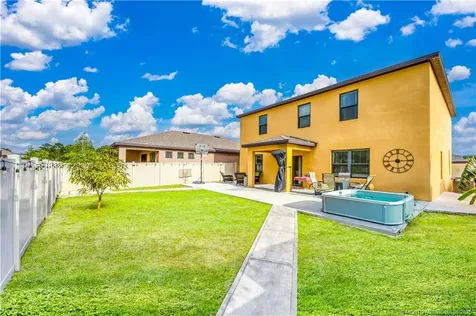 6431 NW Castlebrook Avenue Port St Lucie FL 34983