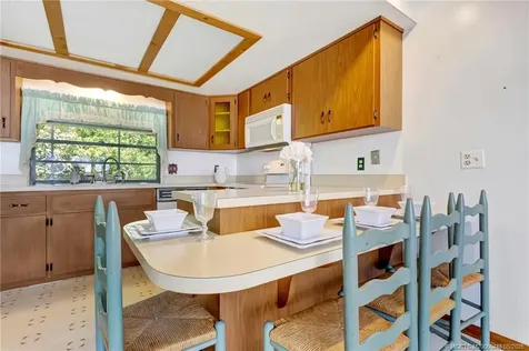 102 SE Crosspoint Drive Port St Lucie FL 34983