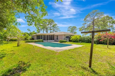 102 SE Crosspoint Drive Port St Lucie FL 34983