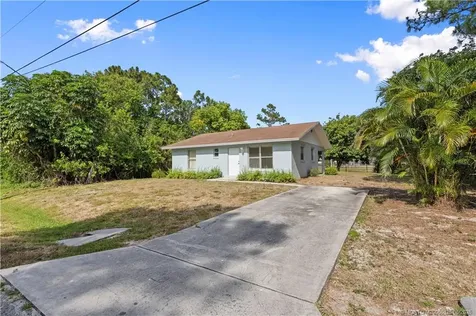 5851 SE Wesley Avenue Stuart FL 34997