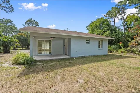 5851 SE Wesley Avenue Stuart FL 34997