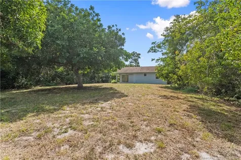 5851 SE Wesley Avenue Stuart FL 34997