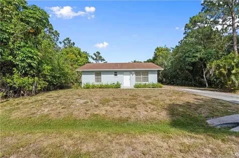 5851 SE Wesley Avenue Stuart FL 34997