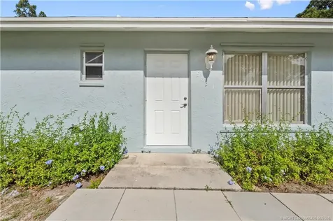 5851 SE Wesley Avenue Stuart FL 34997