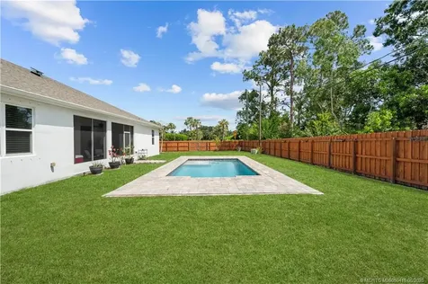 1317 SE Odonnell Lane Port St Lucie FL 34983