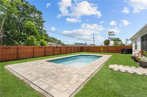 1317 SE Odonnell Lane Port St Lucie FL 34983