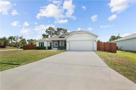 1317 SE Odonnell Lane Port St Lucie FL 34983