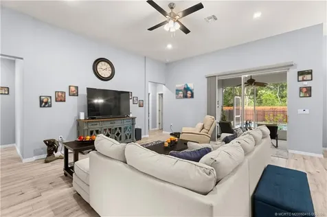 1317 SE Odonnell Lane Port St Lucie FL 34983