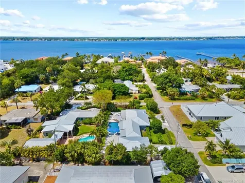 206 SE Balboa Avenue Stuart FL 34994