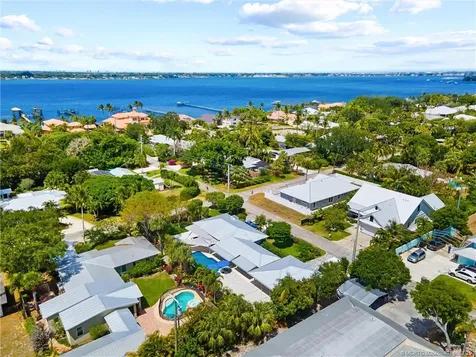 206 SE Balboa Avenue Stuart FL 34994