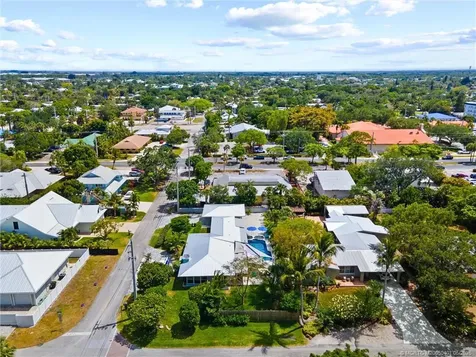 206 SE Balboa Avenue Stuart FL 34994