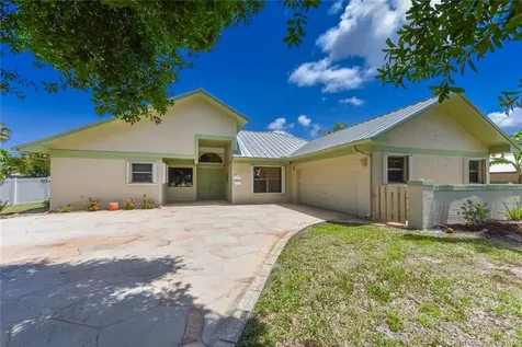 2925 NW Florida Court Stuart FL 34994