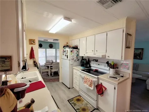 195 SE Trafalgar Terrace Stuart FL 34994