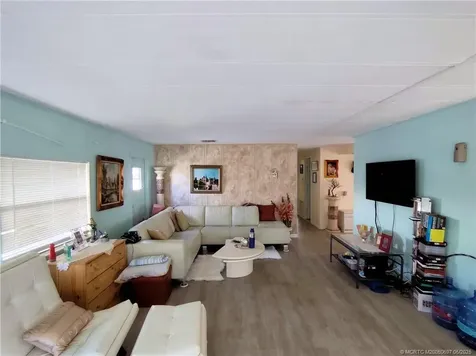 195 SE Trafalgar Terrace Stuart FL 34994