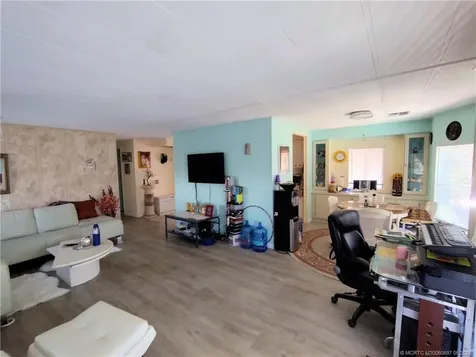 195 SE Trafalgar Terrace Stuart FL 34994