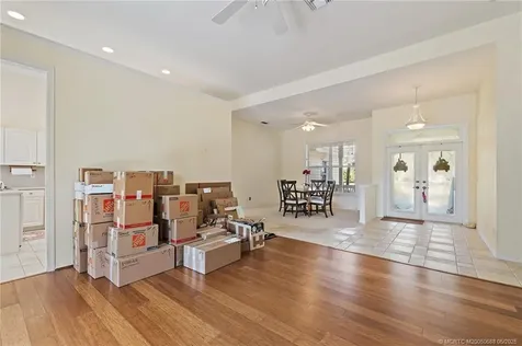 579 SE Meadow Wood Way Stuart FL 34997