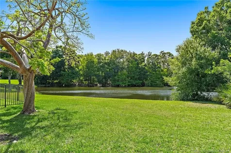 579 SE Meadow Wood Way Stuart FL 34997