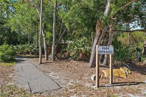 579 SE Meadow Wood Way Stuart FL 34997
