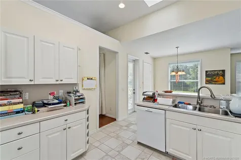 579 SE Meadow Wood Way Stuart FL 34997