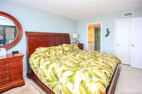 4680 NE Sandpebble Trace Stuart FL 34996