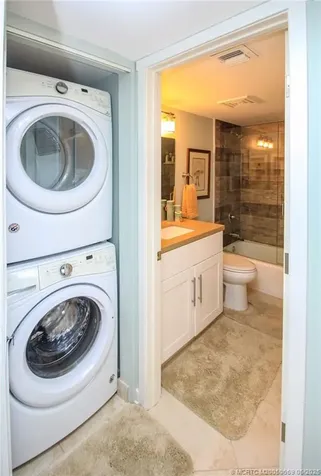 4680 NE Sandpebble Trace Stuart FL 34996