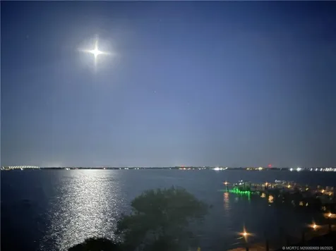 4680 NE Sandpebble Trace Stuart FL 34996