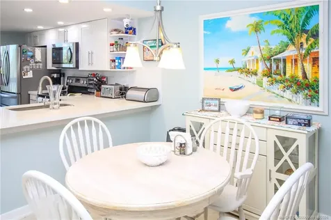 4680 NE Sandpebble Trace Stuart FL 34996