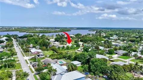 923 SW 29th Street Palm City FL 34990