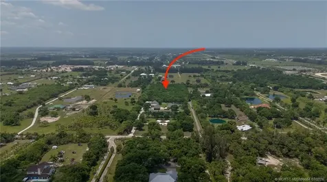 5055 69th Court Vero Beach FL 32967