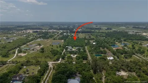 5055 69th Court Vero Beach FL 32967