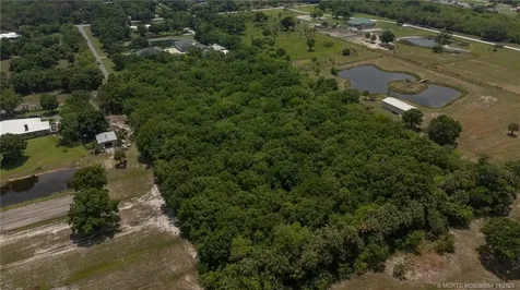 5055 69th Court Vero Beach FL 32967