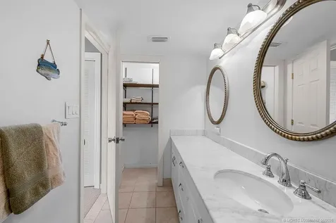 1600 NE Dixie Highway Jensen Beach FL 34957